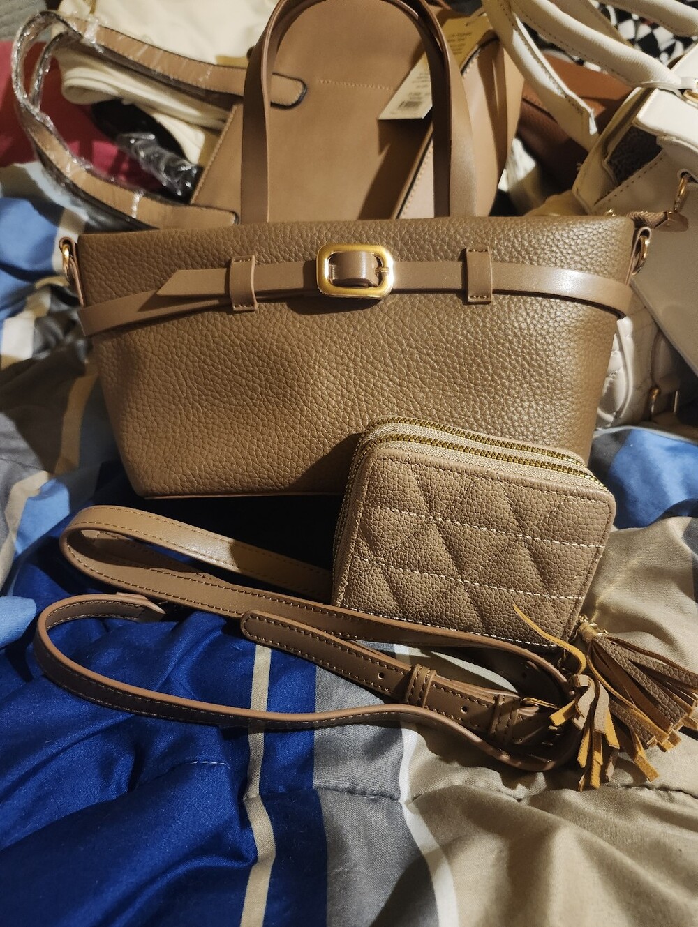 Classic Tan Pebbled Tote with Quilted Wallet - Stylish Everyday Bag